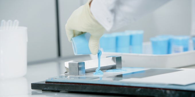 Wegen IFRS 9 könnte der Spezialchemiekonzern Altana FX-Risiken bald besser absichern.