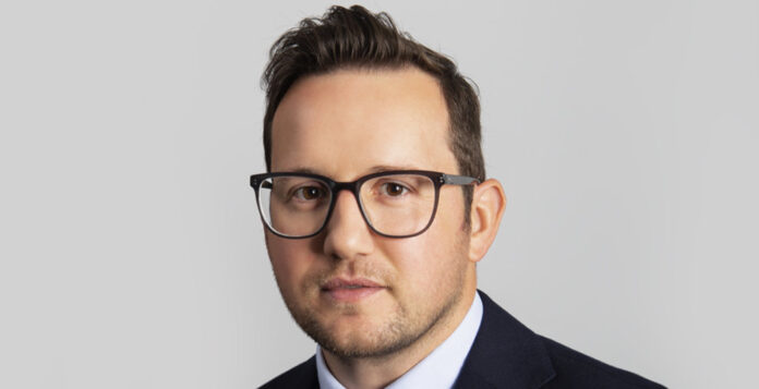 Corporate-Finance-Experte Dominik Paschinger wechselt von der Porsche Holding zu Mann+Hummel.