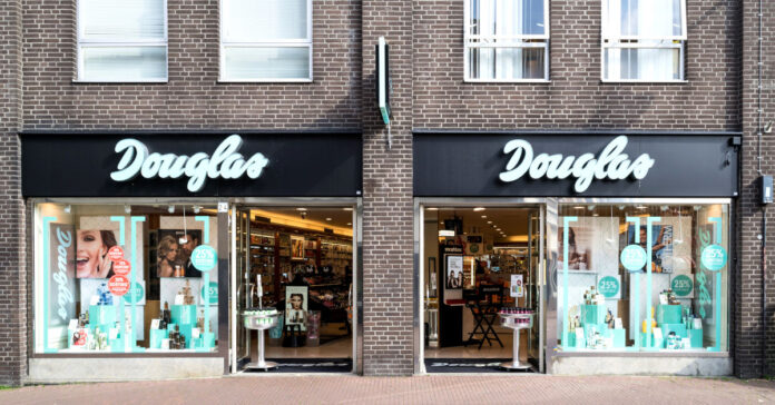 Douglas plant noch im ersten Quartal 2024 seine Rückkehr an die Frankfurter Börse. Björn Wylezich – stock.adobe.com